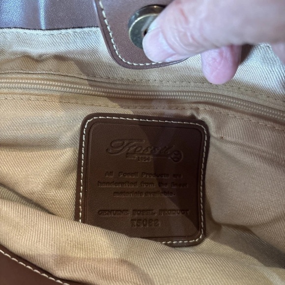 Fossil Handcrafted Bag 14”L 11”H Wood Handles & Shoulder Strap Weave Multicolor - Picture 8 of 13